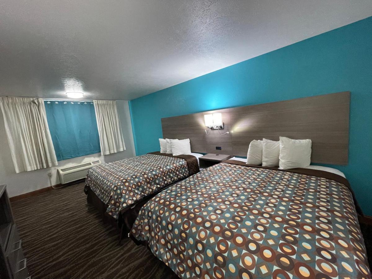Baymont By Wyndham Bellevue - Omaha Hotel Bagian luar foto