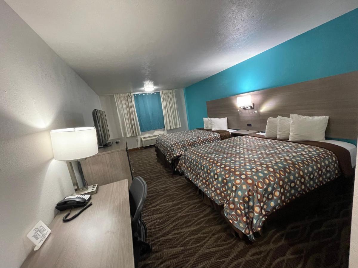 Baymont By Wyndham Bellevue - Omaha Hotel Bagian luar foto