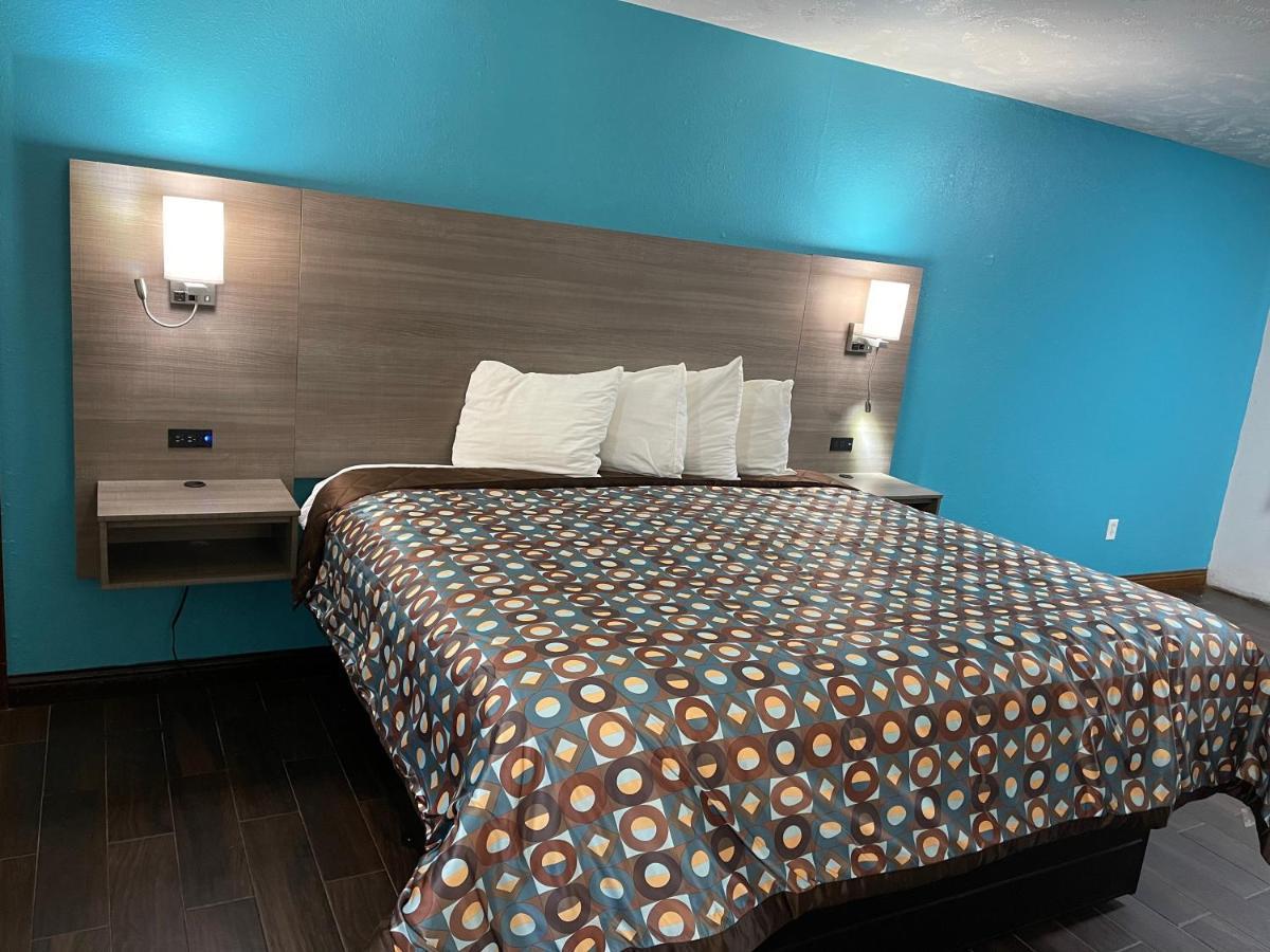 Baymont By Wyndham Bellevue - Omaha Hotel Bagian luar foto