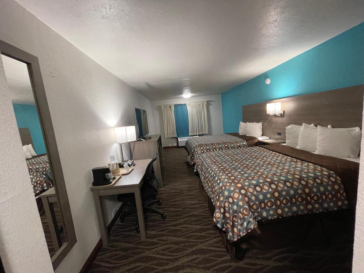 Baymont By Wyndham Bellevue - Omaha Hotel Bagian luar foto