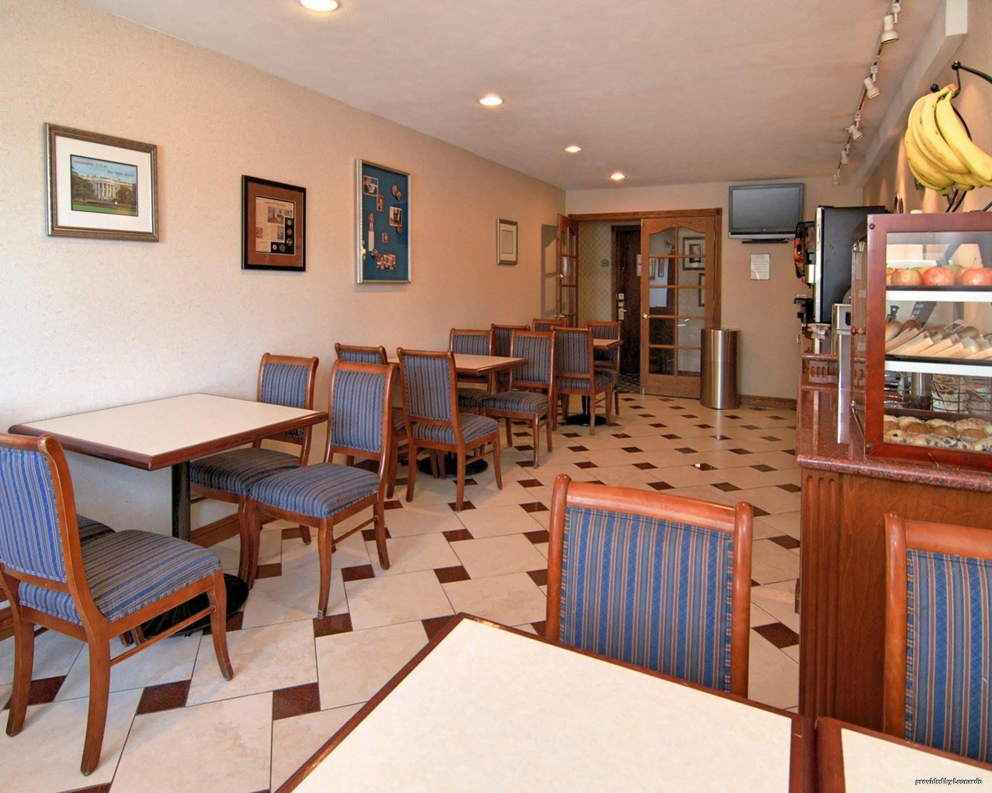 Baymont By Wyndham Bellevue - Omaha Hotel Bagian luar foto